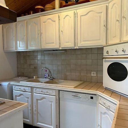 Secondigny Maison Paisible Avec Lac Prive מראה חיצוני תמונה